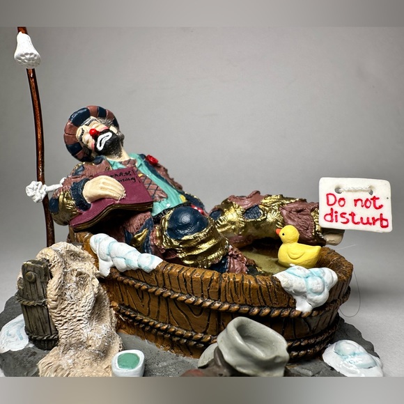 Bath Time Clown 1997 Stanton Arts Saturday Night Collection. - Picture 1 of 13